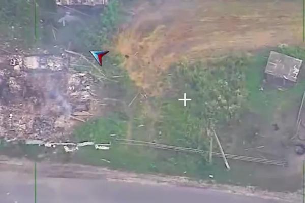 
        Сводка СВО на утро 14 августа. В боях за Январское «штурма» работали ножами    