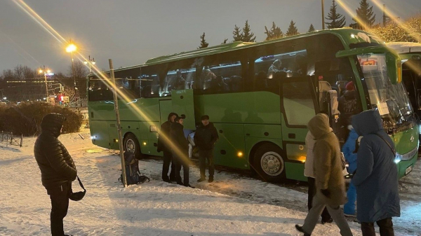 Питерские волонтеры отправились в Анапу, чтобы заниматься ликвидацией последствий экологической катастрофы