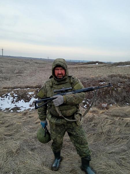 
        «Ваша честь» с автоматом. Федеральный судья полгода воевал рядовым солдатом    