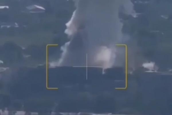 
        Сводка СВО за 12 июня. Боевиков ВСУ в ДНР отрезают от снабжения    