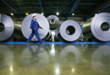 Металлурги теряют прибыль, регионы России переходят в состояние хронических должников