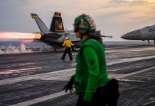 «Быстро, жестко и с удовольствием» Трамп грозит начать войну сразу с двумя странами. Почему он больше не хочет быть миротворцем?