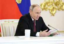 Песков: Путин открыт для мира по Украине, он против создания временных передышек