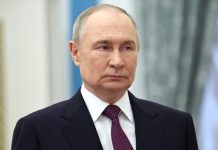 Путин поручил немедленно начать реализацию структурных изменений экономики РФ