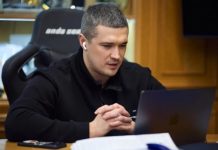 Со второго раза. Минобороны Украины возглавил интернет-мошенник