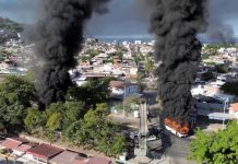 Поджоги и хаос. Российские туристы рассказали, что происходит в Мексике