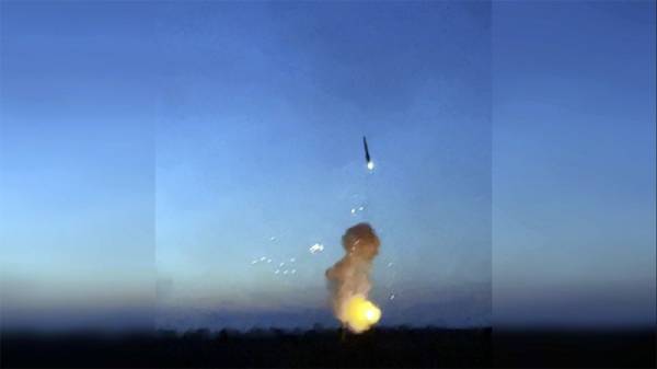 
        Враг огрызается. Зенитчик Спартак: с С-300В любой F-16 достанем спокойно    