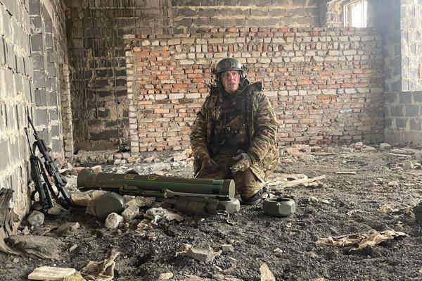 
        Прикончили шефа. ВС РФ ликвидировали одного из командиров предателей Родины    