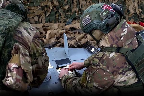 
        Сводка СВО, утро 10 февраля. &laquo;Герань&raquo;-охотник порвала в небе Ми-24 Украины    