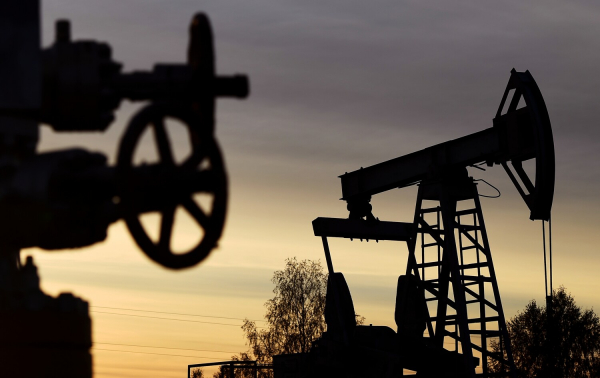 «Трамп прав». ЕС готовит пошлины на поставки российской нефти в Венгрию и Словакию 