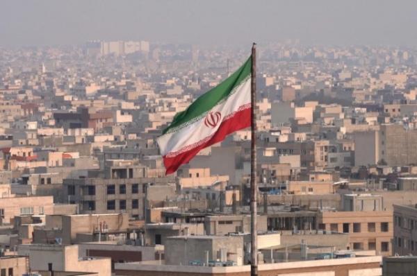 
        Кто моргнет первый? Вашингтон поднимает ставки в переговорах с Ираном    