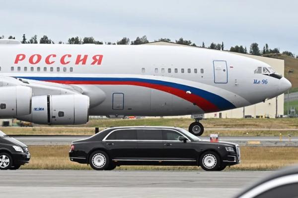 
        Шаг из вчера в завтра. Заявления Путина и Трампа на Аляске: полный текст    