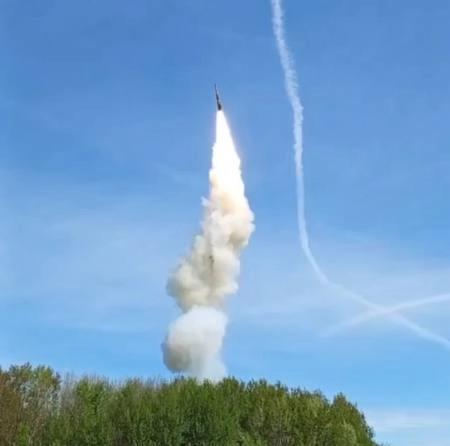 
        Враг огрызается. Зенитчик Спартак: с С-300В любой F-16 достанем спокойно    