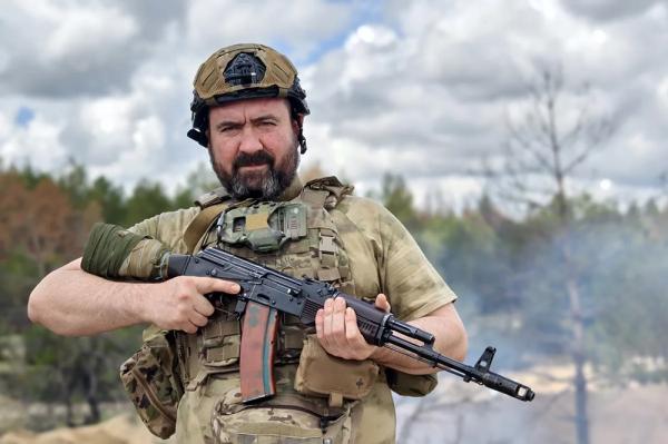 
        «Ваша честь» с автоматом. Федеральный судья полгода воевал рядовым солдатом    