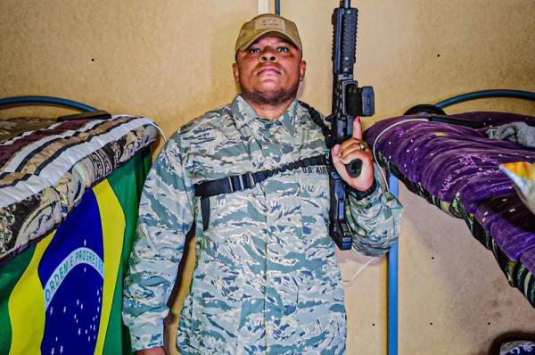 
        Закатали в чернозем. Элитного наемника ГУР из ВДВ США уничтожили ВС РФ    