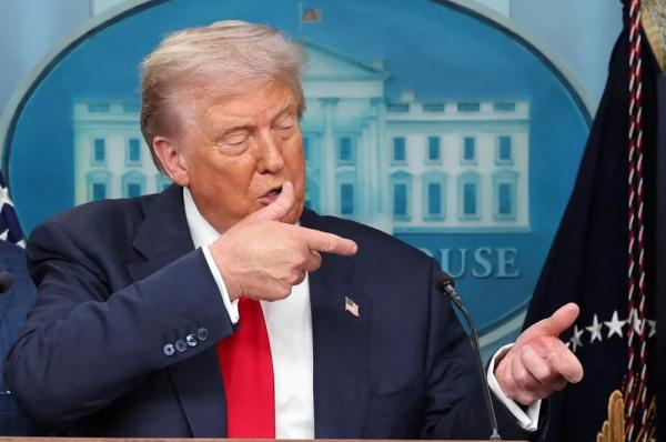 
        Боятся «папочку». Лондон призвал Париж и Берлин не «дергать» Трампа    