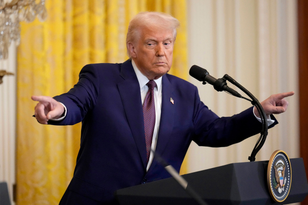 «Трамп и Путин снова согласны друг с другом». Почему США не хотят вводить новые санкции? 