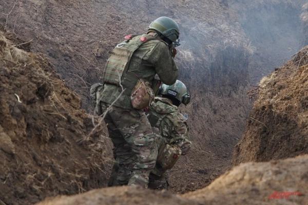 
        Нацистов «двухсотим» эшелонами. Под Купянском резервы ВСУ стираются в пыль    