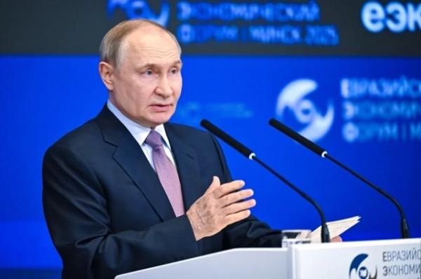 
        Как юрист по образованию. Путин обвинил Запад в грабеже России    