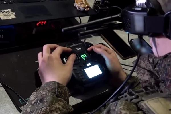 
        Вражеский РЭБ &mdash; не стенка. Дроноводы уничтожили спецов ВСУ под Херсоном    