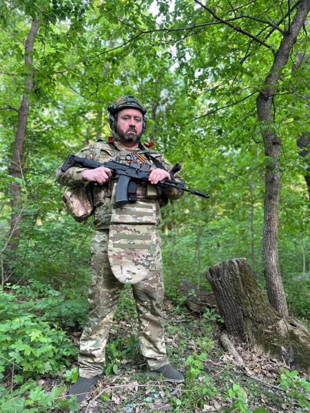 
        «Ваша честь» с автоматом. Федеральный судья полгода воевал рядовым солдатом    