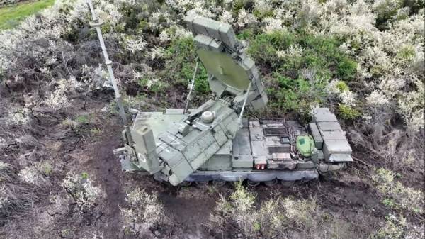 
        Враг огрызается. Зенитчик Спартак: с С-300В любой F-16 достанем спокойно    