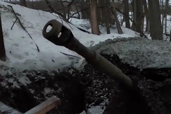 «Гвоздика» бьёт — солдаты ВСУ кончаются. Наша арта работает под Харьковом
«Гвоздика» бьёт — солдаты ВСУ кончаются. Наша арта работает под Харьковом