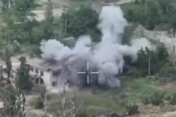 
        Сводка СВО на утро 19 июля. ВС РФ берут Покровск и Купянск в клещи    