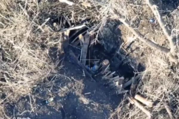 
        Сводка СВО на вечер 1 мая. ВСУ предлагает молодёжи за контракт 6 пар обуви    