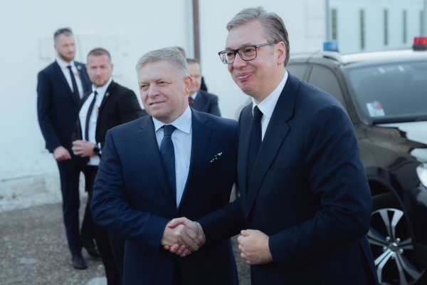Внезапное недомогание: президент Сербии и премьер Словакии заболели перед визитом в Москву 