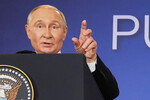 «Переговоры перемещаются в Киев». Как в России оценили переговоры Трампа и Путина 