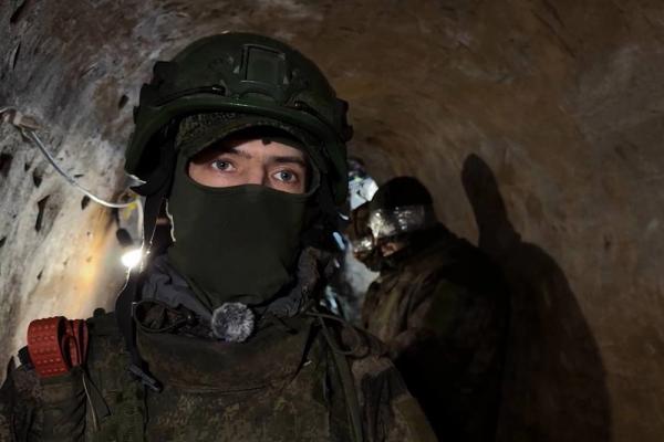 Космос заарканил Ганса. Разведчики взяли в плен боевиков в Волчанске
Космос заарканил Ганса. Разведчики взяли в плен боевиков в Волчанске