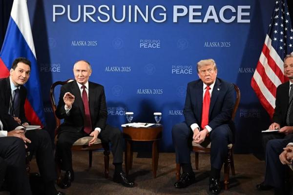 
        Шаг из вчера в завтра. Заявления Путина и Трампа на Аляске: полный текст    