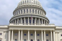 Американского сенатора скрутили и вытолкнули с пресс-конференции министра