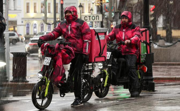 Андрей Бунич: Зарплате резвых курьеров осталось недолго быть такой высокой