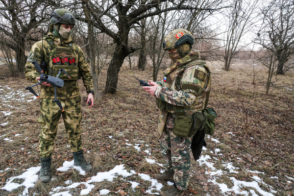 Беспилотник атаковал НПЗ в Ленобласти. Военная операция, день 1109-й 