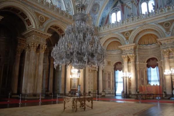 
        Переговоры России и Украины в Стамбуле: главное. Обновляется    