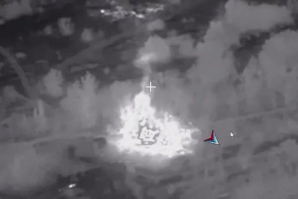 
        Сводка СВО, 18 октября. ВС РФ ворвались в центр Покровска и рвут ВСУ    