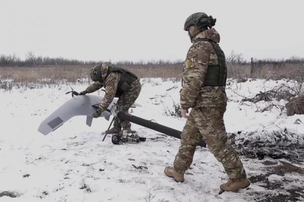 
        Сводка СВО, утро 10 февраля. &laquo;Герань&raquo;-охотник порвала в небе Ми-24 Украины    