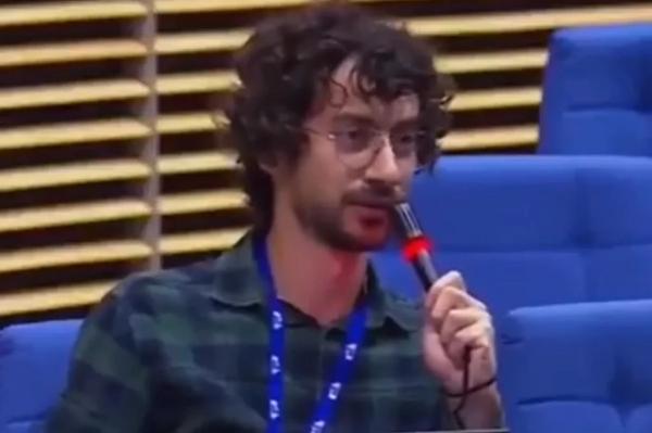 
        «Это другое». В ЕС журналиста уволили за сравнение СВО с войной в Газе    