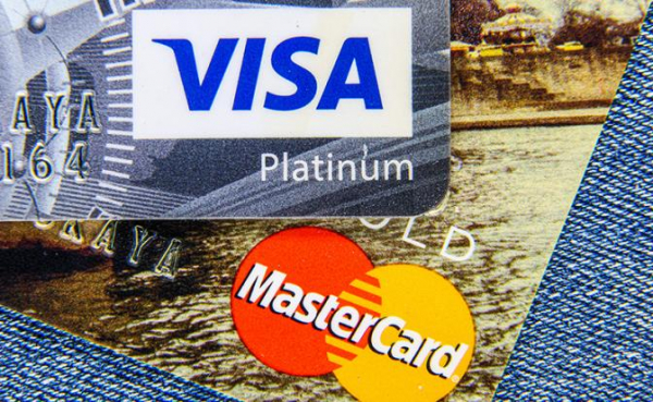 Эксперт назвал необратимым замещение Visa и Mastercard в России Эксперт назвал необратимым замещение Visa и Mastercard в России