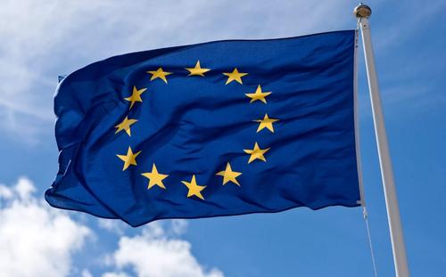 ЕС не будет ограничивать выдачу шенгенских виз россиянам