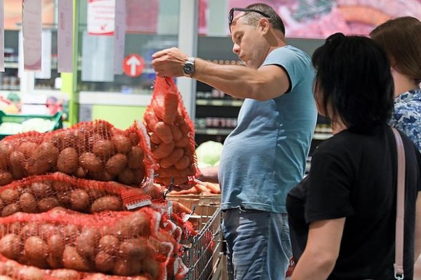 &laquo;Это надолго&raquo; В России расцветают магазины низких цен. Как экономные россияне изменили рынок торговли?