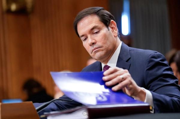 
        Один вопрос. Удалось ли продавить Киев по вопросу вывода ВСУ из Донбасса?    