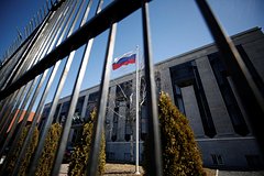 Канада ввела более 70 раундов санкций против России