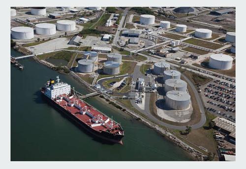 Китай останавливает импорт нефти из США