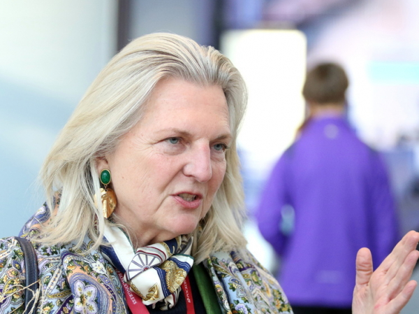 Кнайсль жестко раскритиковала заявление фон дер Ляйен о границах Украины