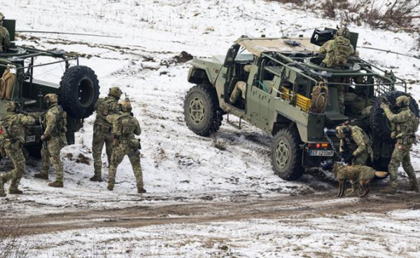 «Коалиция желающих»: Запад бряцает оружием тихонько, чтобы не злить Путина «Коалиция желающих»: Запад бряцает оружием тихонько, чтобы не злить Путина