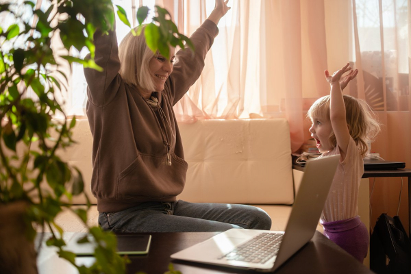 &laquo;Люди перестали жить по офисному ритму&raquo; Почему график &laquo;с девяти до шести&raquo; уходит в прошлое?