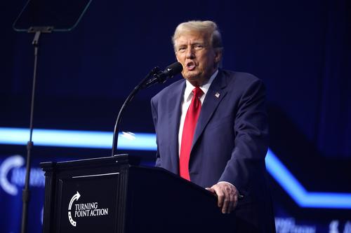 Медведев оценил контакты России с США при Трампе Медведев оценил контакты России с США при Трампе